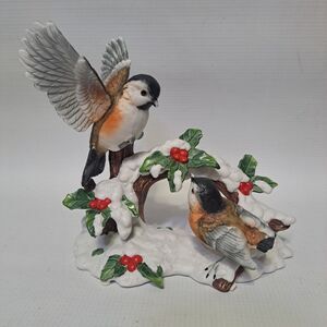 Stratford Masterworks Collection Chickadee Birds Mistle Toe Branch Snow Figurine
